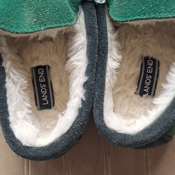 Lands' End Kids' Fuzzy Lined Suede Leather Moccasin Slippers Robot Design - Picture 3 of 10